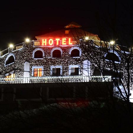 Amrots Hotel Vaykʼ Exterior foto